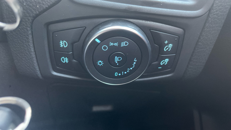 Ford Focus 1.0 EcoBoost 125 Zetec Edition 5dr Petrol Hatchback